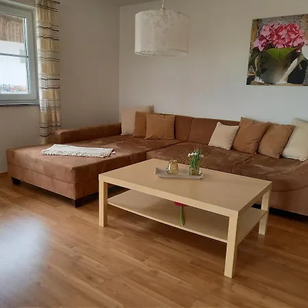 In Bierdorf Im Erdgeschoss Apartman *